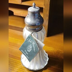 Lady Primrose Tryst Silver and Clear Glass Dusting Silk Shaker, USED